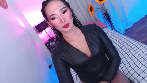 Snapshot of shane_hugexx chatting on March 21, 10:09 am MISS SHANE online show from March 21, 10:09 am