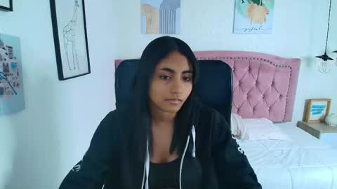 shanelle online show from January 17, 3:11 am