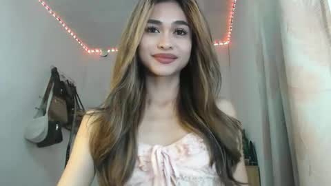 bini aiah online show from November 19, 2:11 am