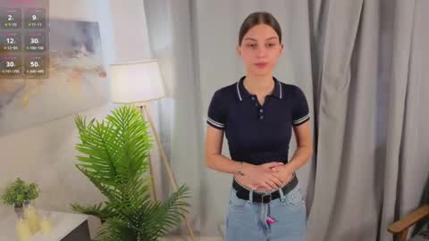 Christina online show from May 3, 4:07 am