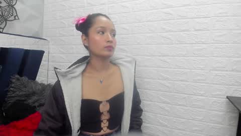 shanel_white online show from March 20, 12:21 pm