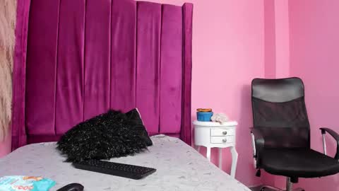 shanelle7 online show from November 27, 2:08 pm