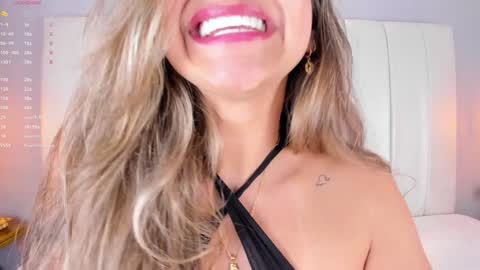 Shanell  online show from December 3, 11:24 pm