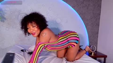 Shanel online show from May 15, 10:17 pm