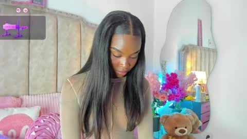Shanel online show from May 14, 1:51 pm