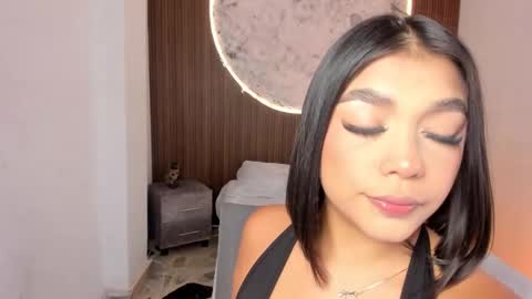 Snapshot of shaniadaniels chatting on February 12, 9:32 pm ShaniaDaniels online show from February 12, 9:32 pm