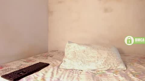 Danna online show from May 13, 9:44 pm