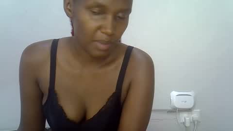 shanizz online show from May 16, 1:21 pm