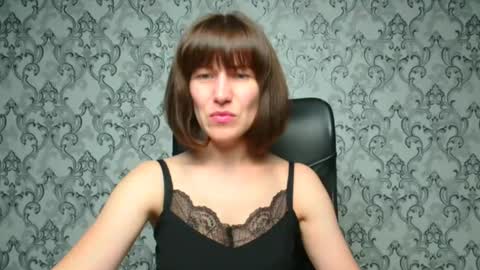 Snapshot of shannen_sweet chatting on September 9, 11:10 am Shannen online show from September 9, 11:10 am