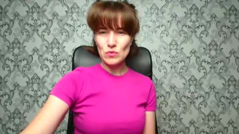 Snapshot of shannen_sweet chatting on October 2, 7:10 pm Shannen online show from October 2, 7:10 pm