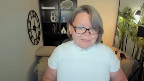 Snapshot of shannonshine chatting on June 24, 12:48 pm Shannon online show from June 24, 12:48 pm