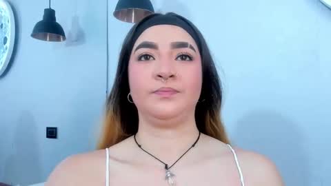 Shanntal  online show from October 19, 7:14 pm