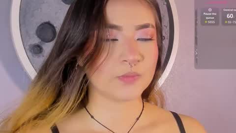 Shanntal  online show from November 29, 7:39 pm