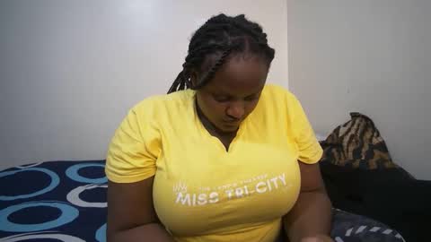 Snapshot of shanny_123 chatting on April 16, 11:55 am shanny_123 online show from April 16, 11:55 am