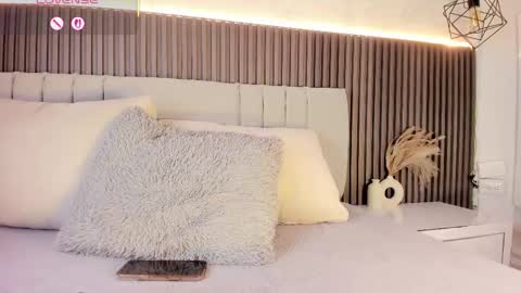 SHANON online show from October 15, 7:25 pm