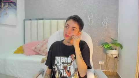 Shantal online show from May 9, 11:26 am