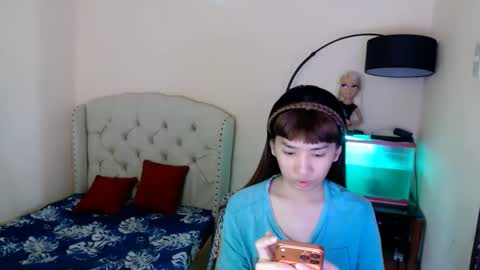 SHANTA FOX  s online show from March 15, 12:16 am