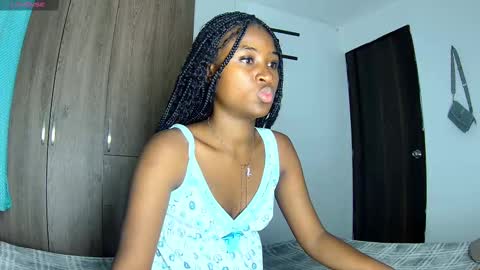 Snapshot of shantall_ebony1 chatting on September 13, 6:24 am shantall_ebony1 online show from September 13, 6:24 am