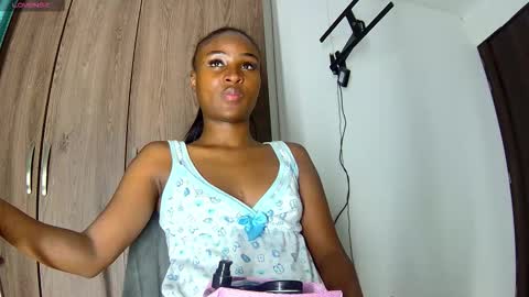 shantall_ebony1 online show from September 24, 8:17 am