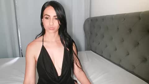 Snapshot of shantalxxx67 chatting on March 3, 8:32 pm shantal online show from March 3, 8:32 pm