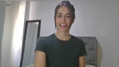 Snapshot of shantalxxx67 chatting on April 9, 2:44 pm shantal online show from April 9, 2:44 pm