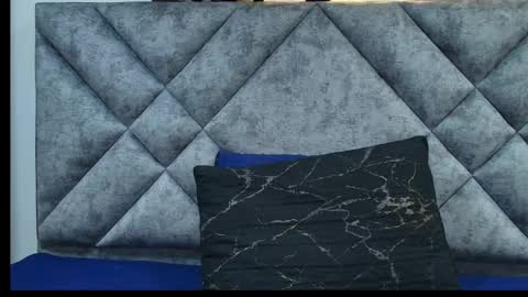 shantey online show from December 1, 11:48 am