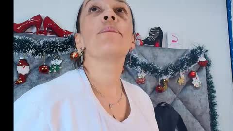 shantey online show from December 20, 2:02 pm