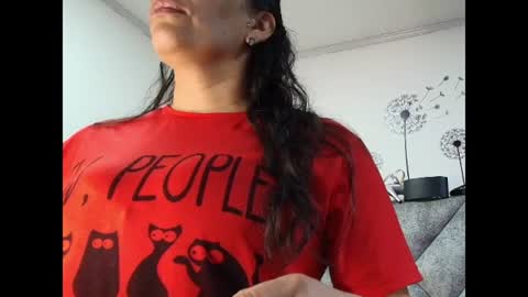 Snapshot of shantey_laurent chatting on July 1, 12:40 pm shantey online show from July 1, 12:40 pm