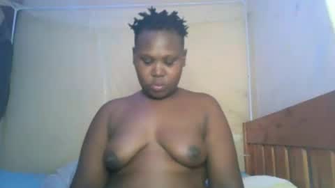 shanzie90 online show from July 11, 7:38 pm