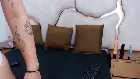 shariff_ online show from January 9, 1:35 pm