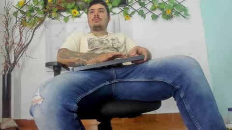 jhon deibyd online show from December 15, 3:22 am