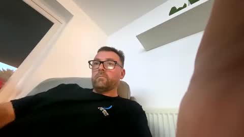 Sharksboy online show from March 5, 6:04 pm