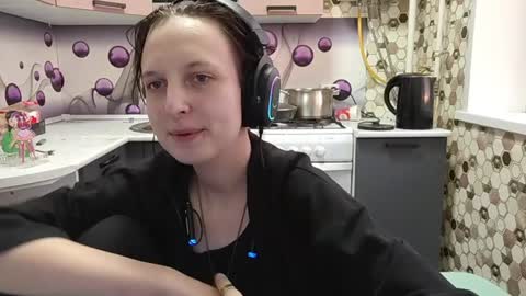 Snapshot of sharleenyodis chatting on June 21, 5:04 pm Sara online show from June 21, 5:04 pm