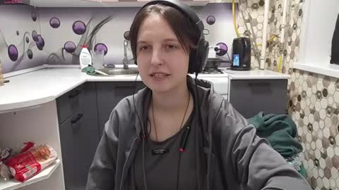 Snapshot of sharleenyodis chatting on July 2, 5:19 pm Sara online show from July 2, 5:19 pm