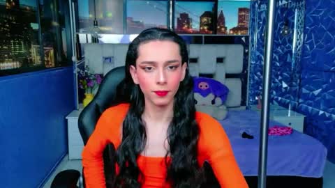 Snapshot of sharlon_ chatting on April 15, 2:02 pm Sharlond online show from April 15, 2:02 pm