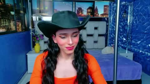 Snapshot of sharlon_ chatting on April 15, 7:58 pm Sharlond online show from April 15, 7:58 pm
