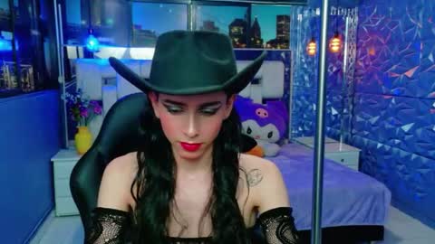 Snapshot of sharlon_ chatting on April 17, 2:31 pm Sharlond online show from April 17, 2:31 pm