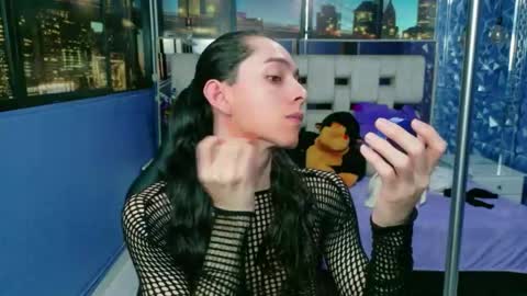 Snapshot of sharlon_ chatting on April 19, 1:54 pm Sharlond online show from April 19, 1:54 pm