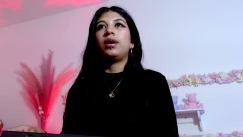 sharlotaustral18 online show from February 14, 1:24 am