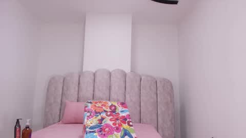 Sharlott online show from December 3, 11:52 am