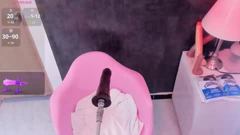 sharlotthe_bigass online show from February 18, 11:01 pm