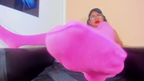 sharon_leather online show from December 18, 12:33 pm