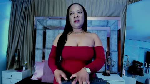 Snapshot of sharon_noa chatting on April 4, 11:29 am Sharon Noa online show from April 4, 11:29 am