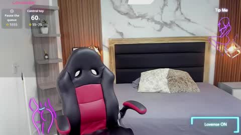 M A G N O  online show from November 11, 1:44 pm