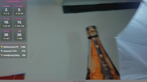 Snapshot of sharoncute16 chatting on January 30, 8:32 am sharoncute16 online show from January 30, 8:32 am