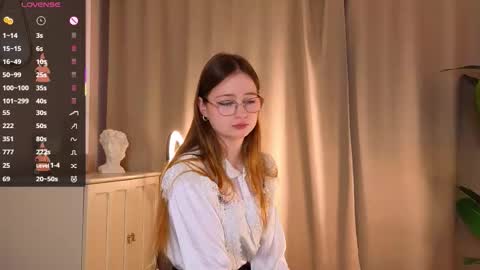 Sharon online show from February 12, 8:15 pm