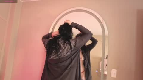 Snapshot of sharoonnn34 chatting on April 28, 12:21 pm SHAROON online show from April 28, 12:21 pm