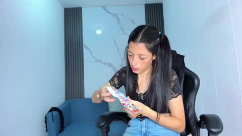 Lady Shauna online show from September 25, 2:48 am