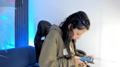 Snapshot of shaunadream_ chatting on February 22, 4:57 am Shauna online show from February 22, 4:57 am