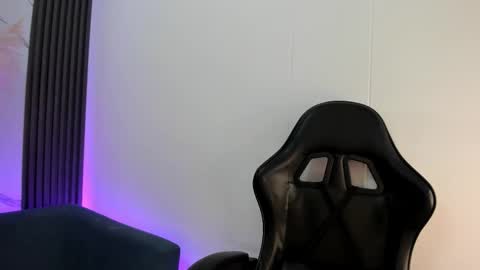 Snapshot of shaunadream_ chatting on March 17, 5:00 am Shauna online show from March 17, 5:00 am